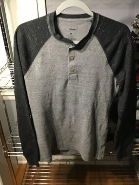 Sonoma Gray Body with Dark Heather Sleeves Raglan Henley